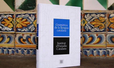 Fotografies: La nova Gramàtica de la llengua catalana
