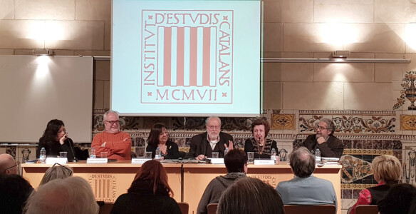 La taula rodona de cloenda formada per Àlex Broch, Joaquim Carbó, Maria Ginés, Guillem-Jordi Graells, Josep Vallverdú i la filla de Pedrolo, Adelais Pedrolo