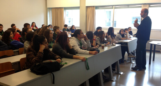 Taller de narrativa "El zombi i la margarida", a càrrec de Josep Lluís Badal