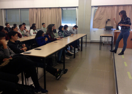 Taller "Procés per portar una obra del paper a la pantalla", a càrrec de Laia Foguet