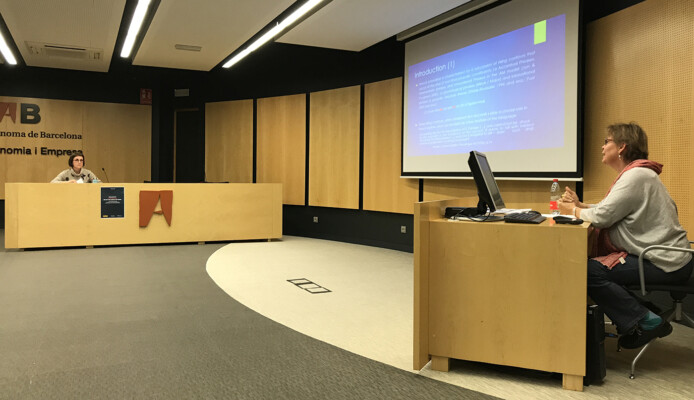Elisabeth Delais-Roussarie (Université de Nantes, UMR 6310-LLING):
"Intonational Contrast as a marker of recursivity in French"